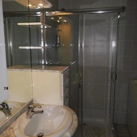 Apartment Ferienwohnung In Kirchscheidungen Mit Grill, Garten Und Terrasse *