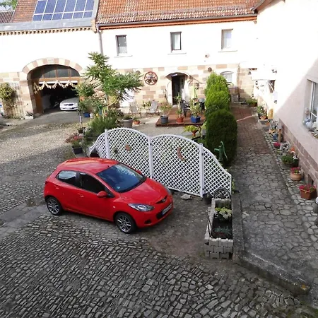 Ferienwohnung In Kirchscheidungen Mit Grill, Garten Und Terrasse Apartment Laucha (Saxony-Anhalt)