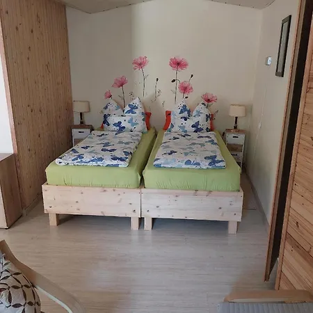 Ferienwohnung In Kirchscheidungen Mit Grill, Garten Und Terrasse Laucha (Saxony-Anhalt)
